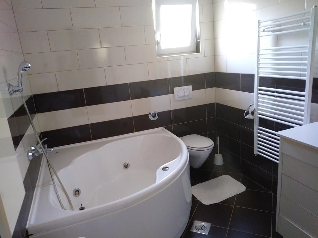 Apartman Toni Bibinje Exterior photo